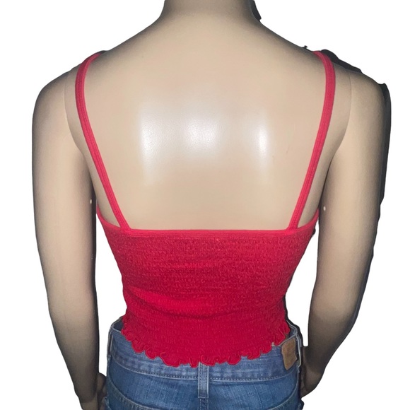 Hollister smocked cropped tank top - Picture 3 of 5